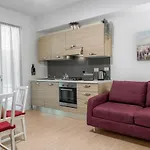Wine Apartments Florence Masseto